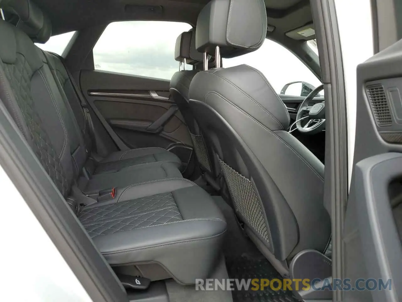11 Photograph of a damaged car WA124AFY7P2025115 AUDI SQ5 SPORTB 2023