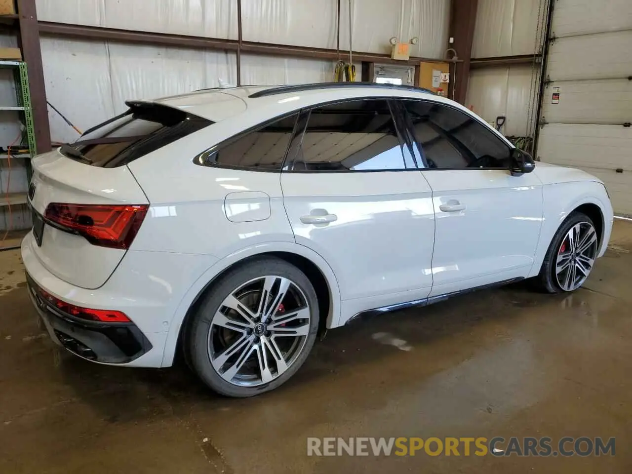 3 Photograph of a damaged car WA134AFYXP2080906 AUDI SQ5 SPORTB 2023