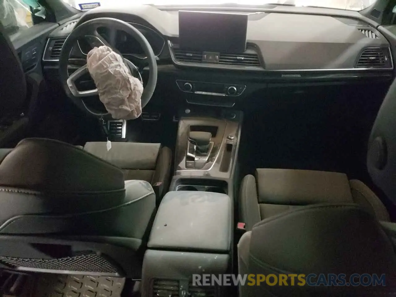 8 Photograph of a damaged car WA124AFY7R2143488 AUDI SQ5 SPORTB 2024