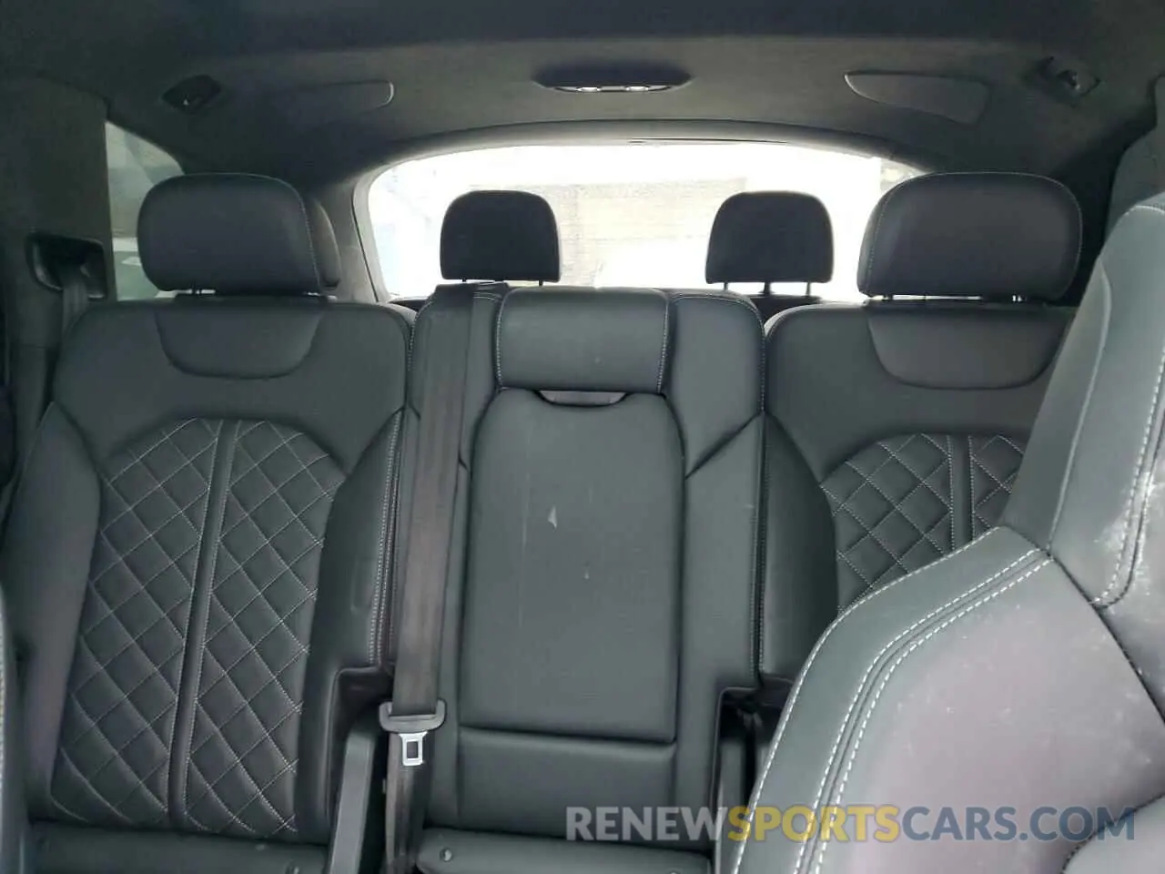 10 Photograph of a damaged car WA1VWAF74LD012965 AUDI SQ7 2020