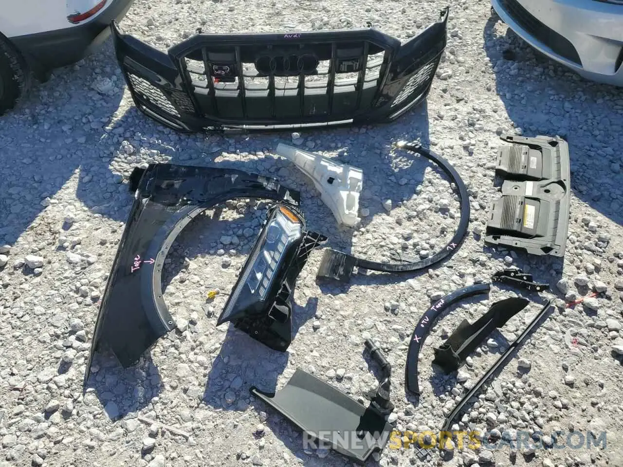 13 Photograph of a damaged car WA1VWAF74LD012965 AUDI SQ7 2020