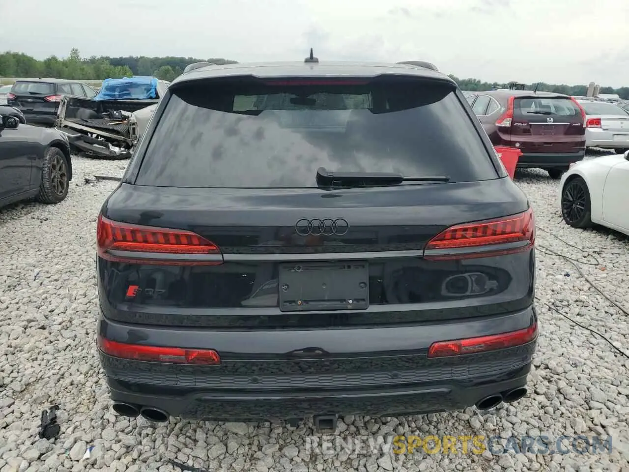 6 Photograph of a damaged car WA1VWAF74LD012965 AUDI SQ7 2020