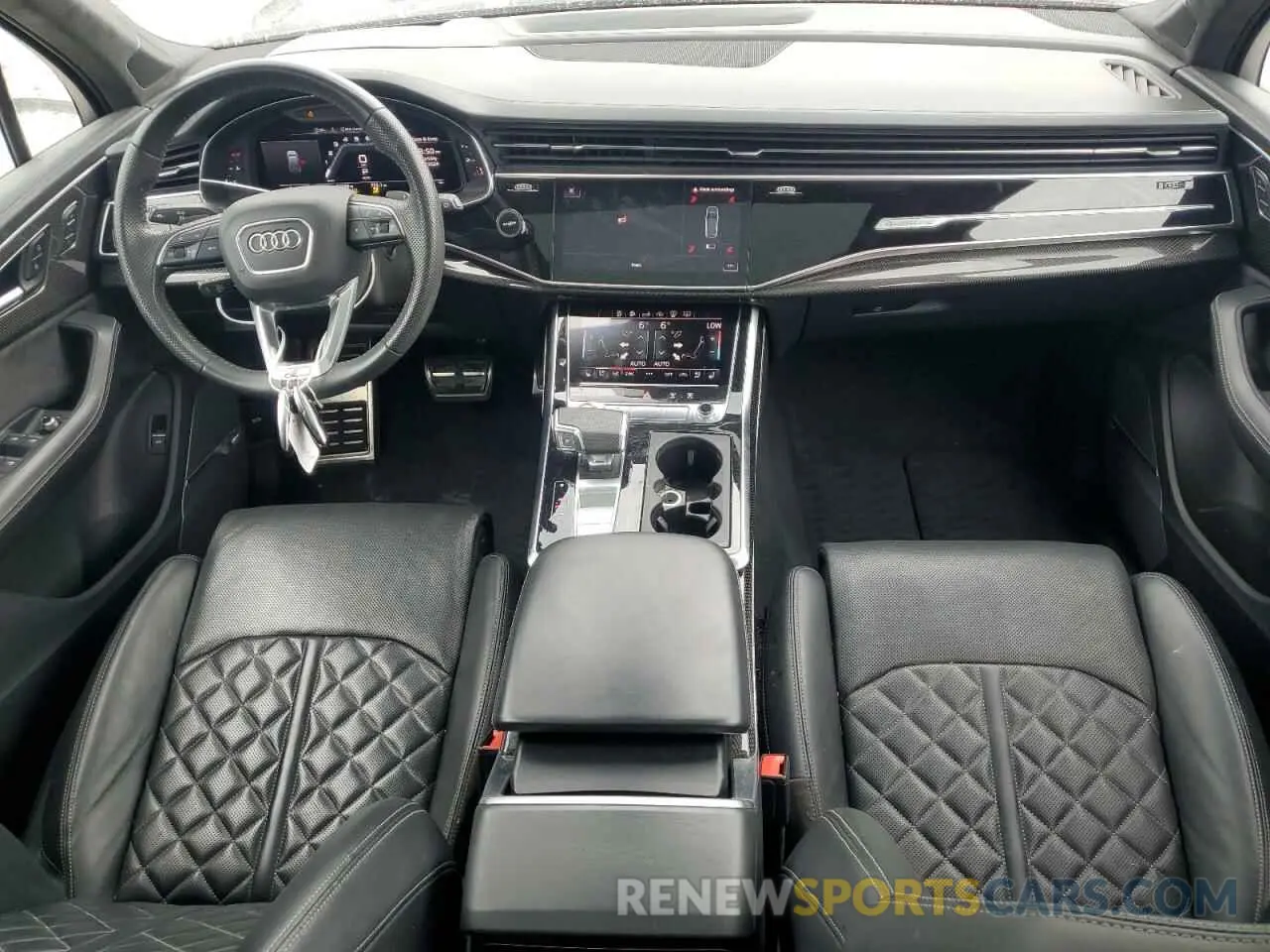 8 Photograph of a damaged car WA1VWAF74LD012965 AUDI SQ7 2020