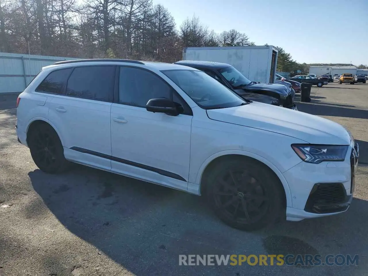 4 Photograph of a damaged car WA1VWAF75LD007631 AUDI SQ7 2020