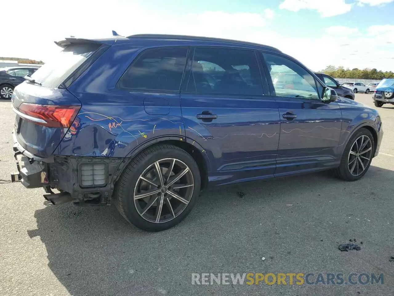 3 Photograph of a damaged car WA1AWBF73MD034266 AUDI SQ7 2021