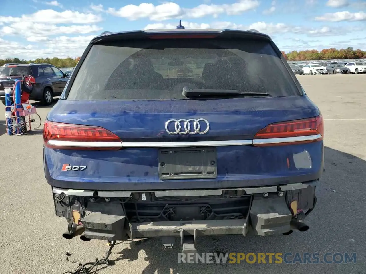 6 Photograph of a damaged car WA1AWBF73MD034266 AUDI SQ7 2021