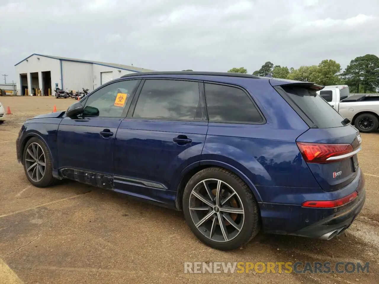 2 Photograph of a damaged car WA1VWBF70MD010573 AUDI SQ7 2021