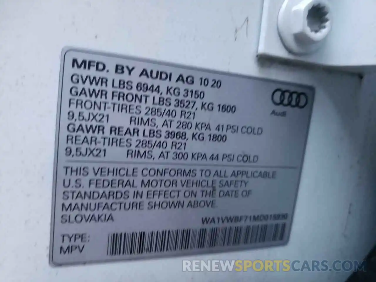 10 Photograph of a damaged car WA1VWBF71MD015930 AUDI SQ7 2021