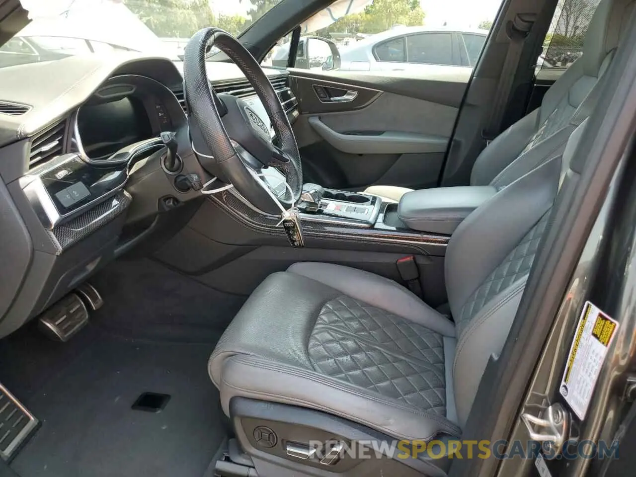 7 Photograph of a damaged car WA1AWBF77ND009064 AUDI SQ7 2022