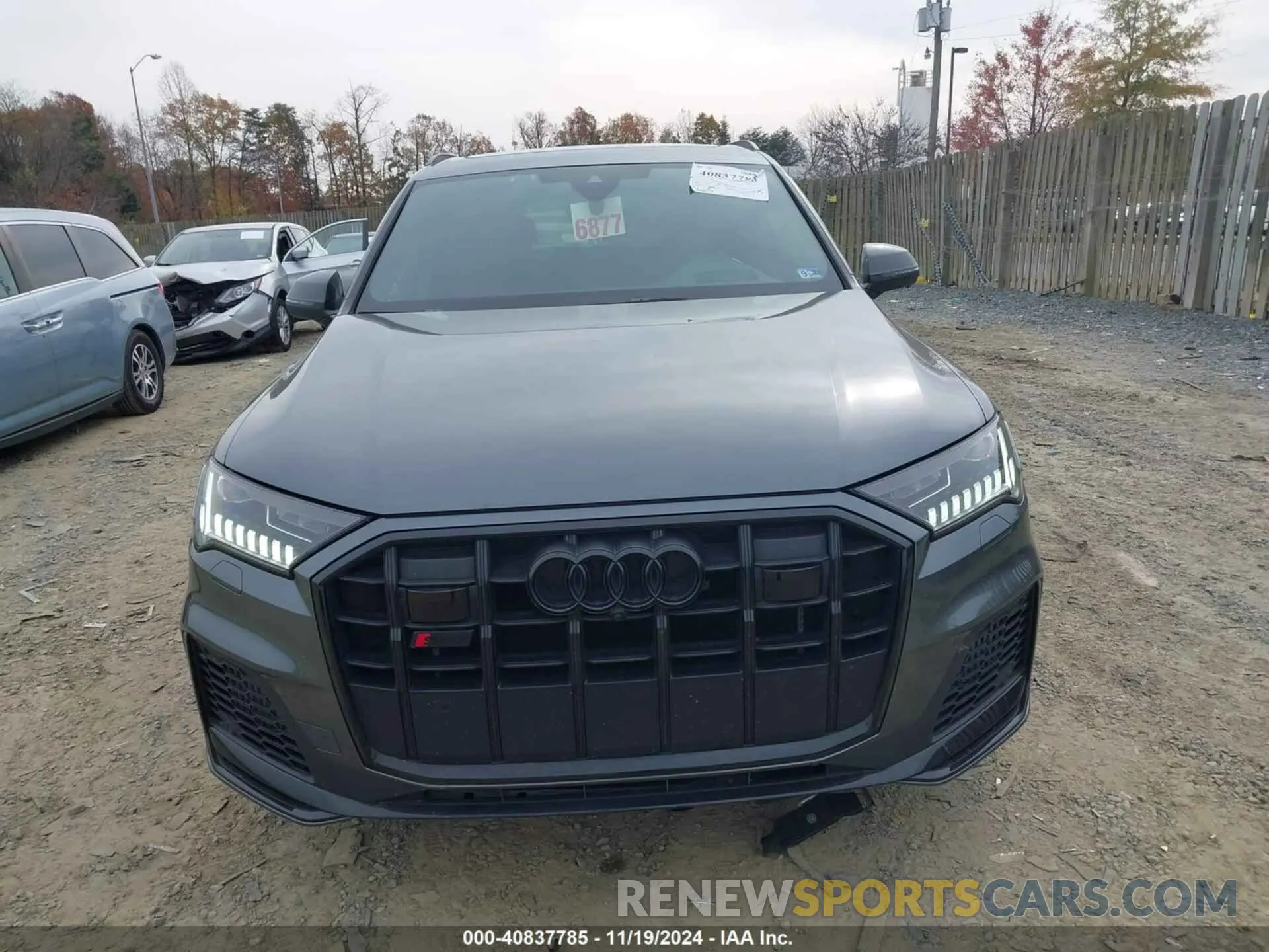 12 Photograph of a damaged car WA1VWBF72ND021608 AUDI SQ7 2022