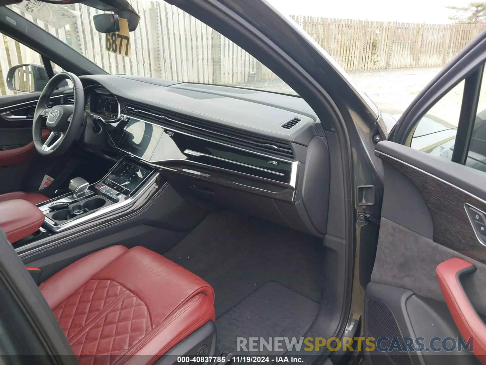 5 Photograph of a damaged car WA1VWBF72ND021608 AUDI SQ7 2022