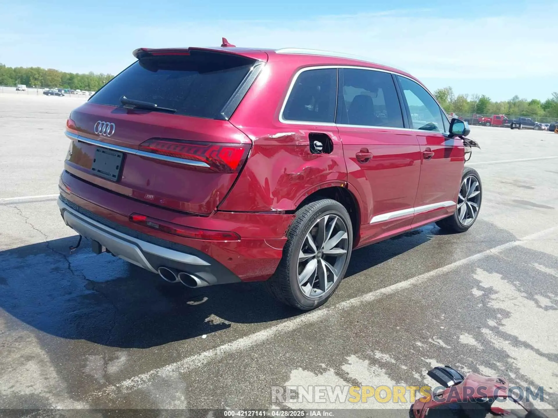 4 Photograph of a damaged car WA1VWBF74RD008199 AUDI SQ7 2024
