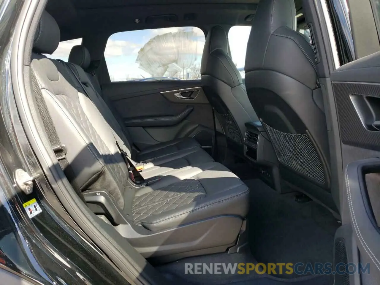 11 Photograph of a damaged car WA1AWBF73SD008747 AUDI SQ7 2025