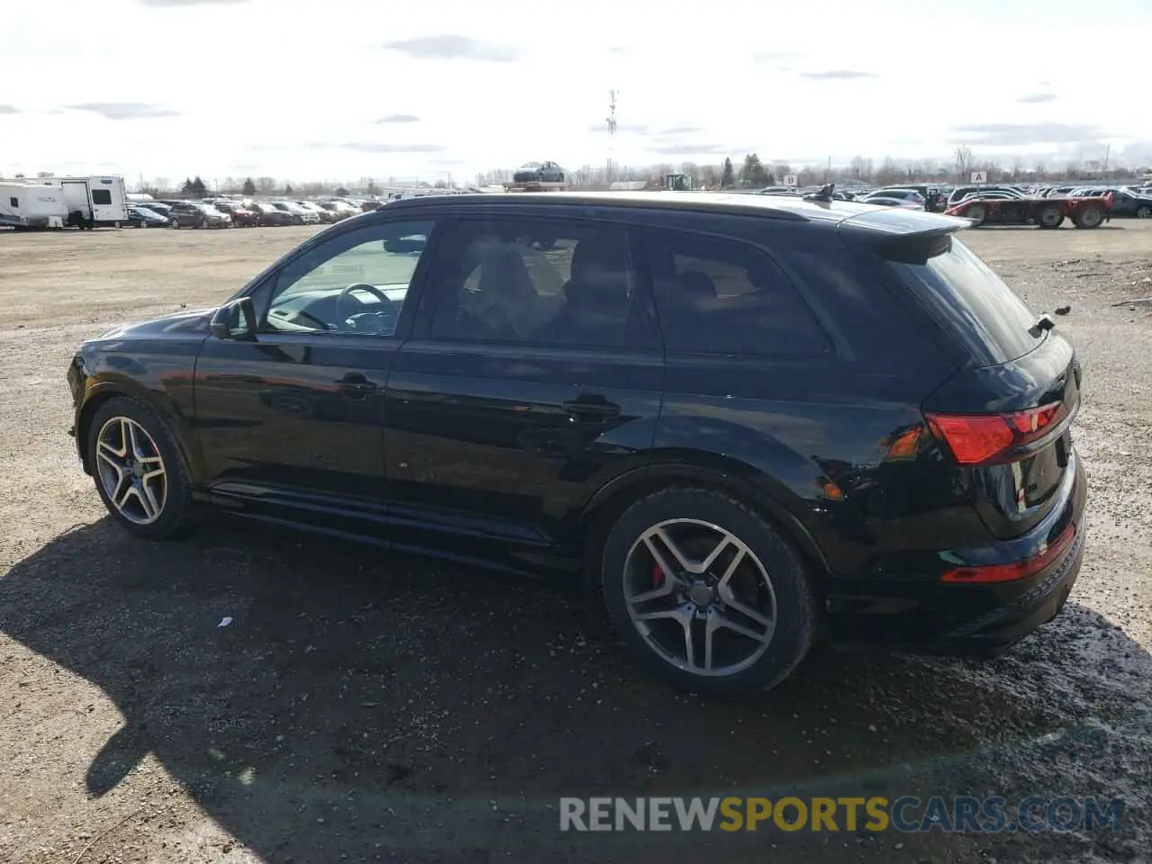 2 Photograph of a damaged car WA1AWBF73SD008747 AUDI SQ7 2025