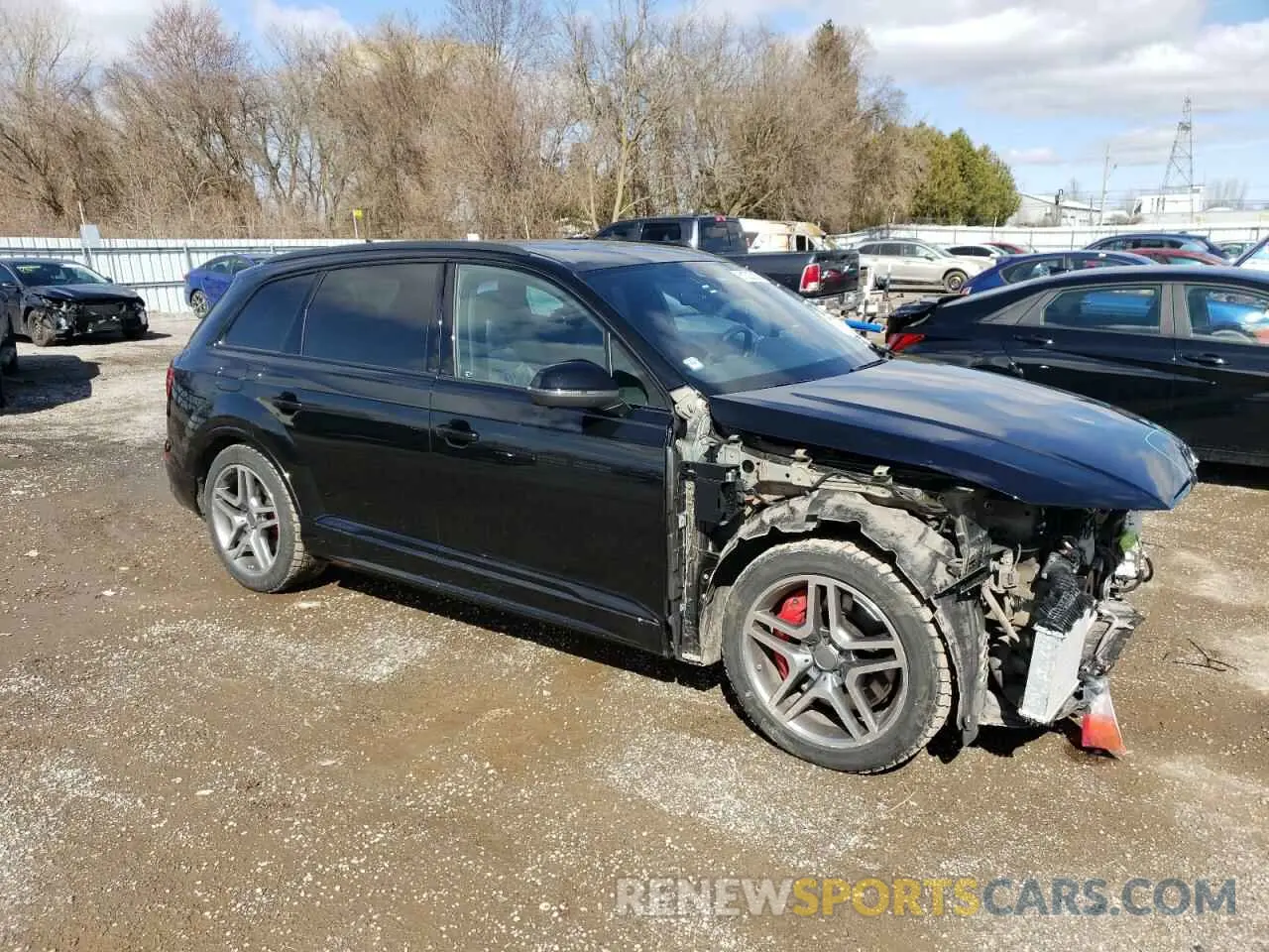 4 Photograph of a damaged car WA1AWBF73SD008747 AUDI SQ7 2025