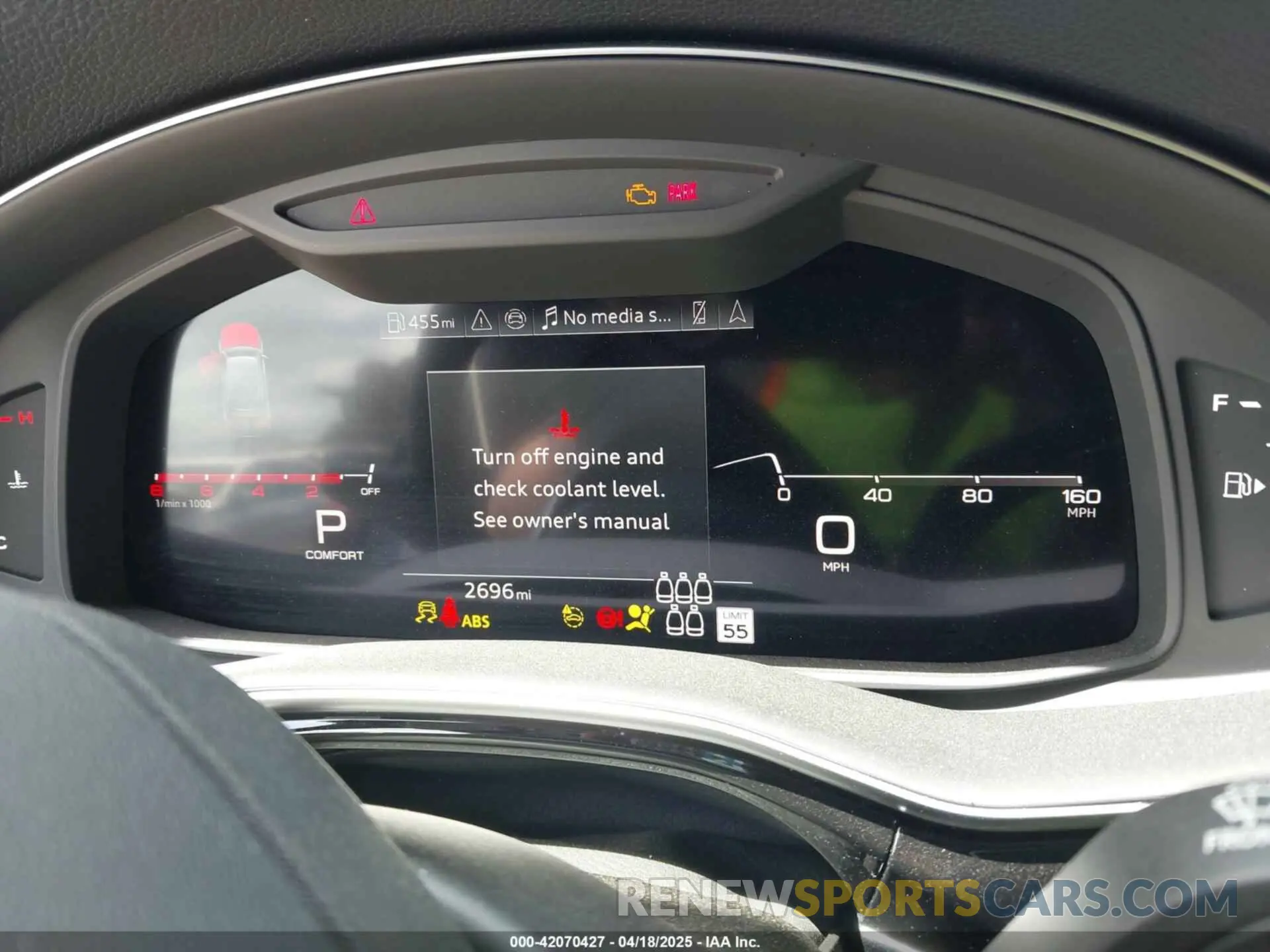 7 Photograph of a damaged car WA1AWBF7XSD002704 AUDI SQ7 2025