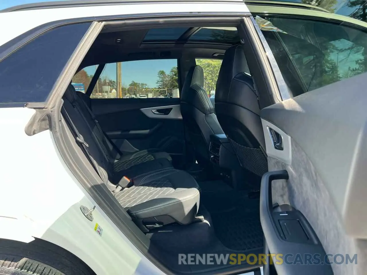 6 Photograph of a damaged car WA1AWAF13LD022753 AUDI SQ8 2020