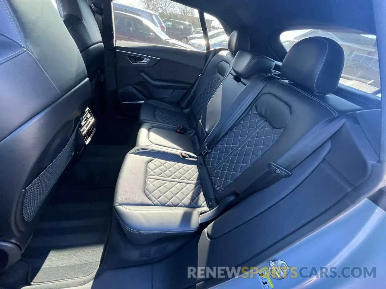 7 Photograph of a damaged car WA1AWAF19LD023163 AUDI SQ8 2020