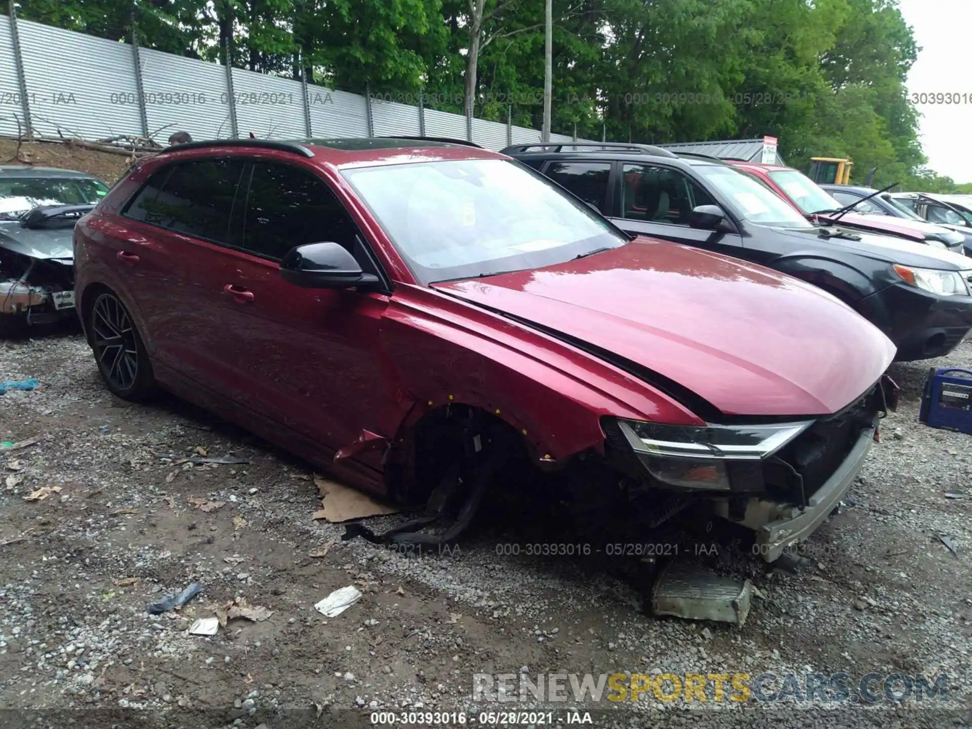 1 Photograph of a damaged car WA1AWBF10MD001771 AUDI SQ8 2021