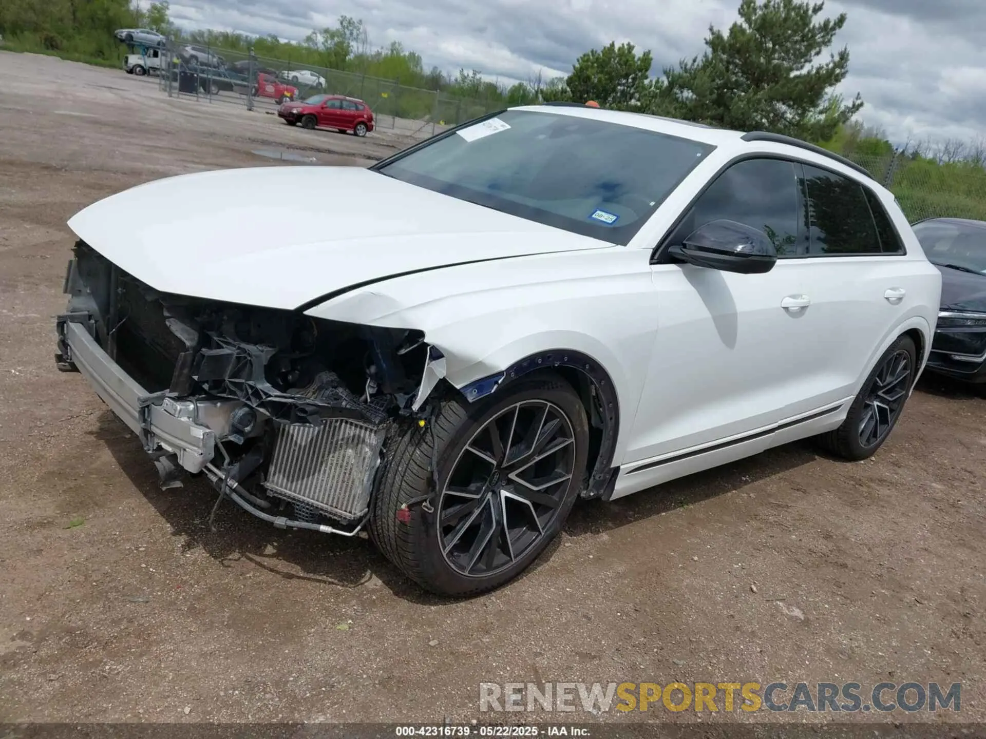 2 Photograph of a damaged car WA1AWBF1XMD033885 AUDI SQ8 2021