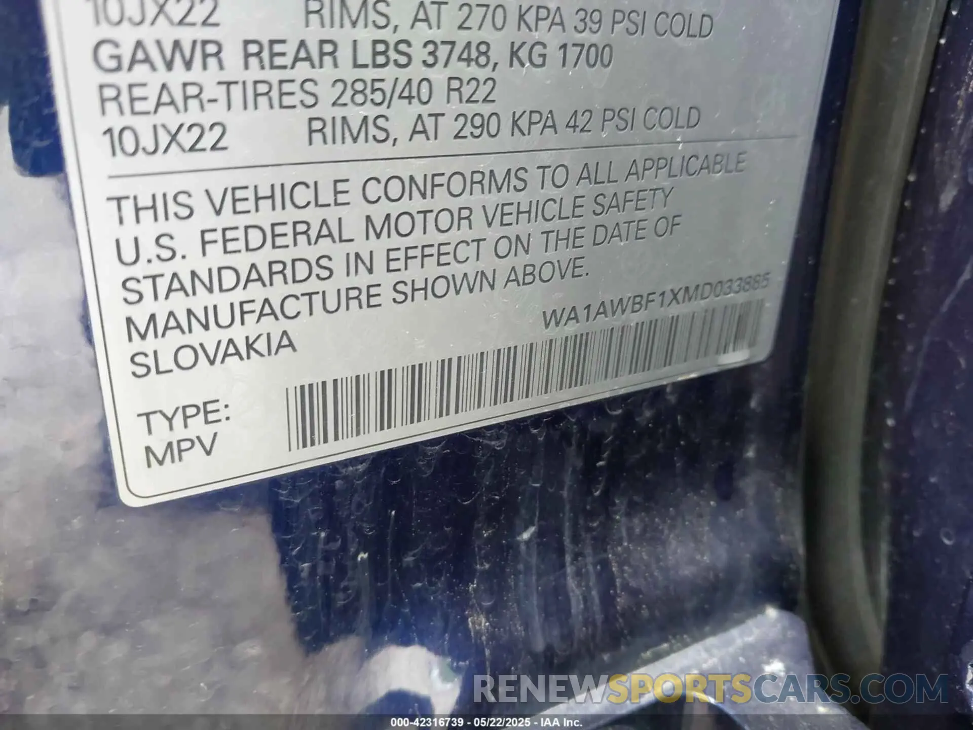 9 Photograph of a damaged car WA1AWBF1XMD033885 AUDI SQ8 2021