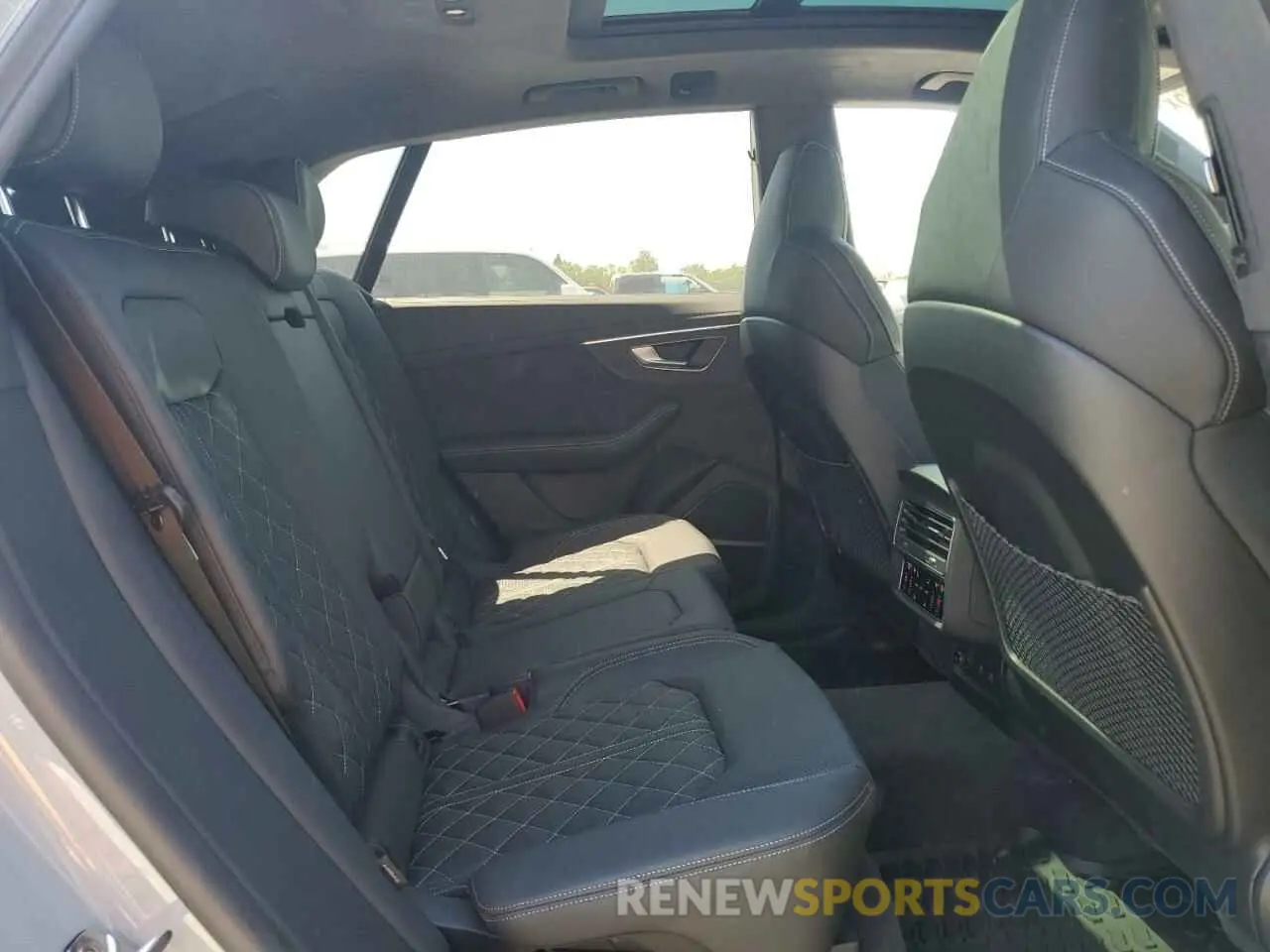 11 Photograph of a damaged car WA1CWBF14PD038691 AUDI SQ8 2023