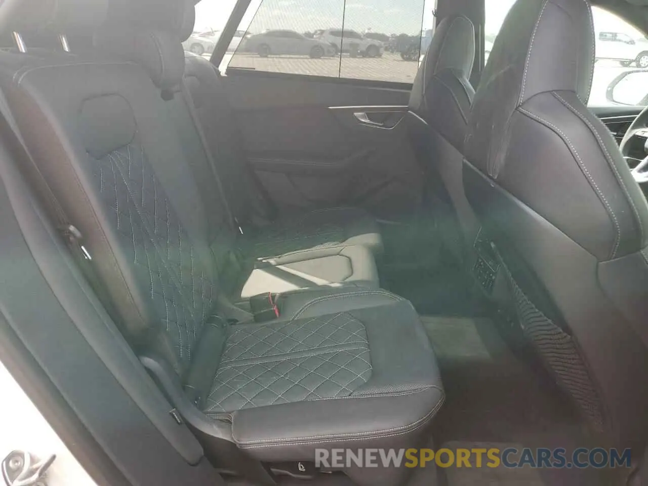 11 Photograph of a damaged car WA1CWBF14PD045530 AUDI SQ8 2023