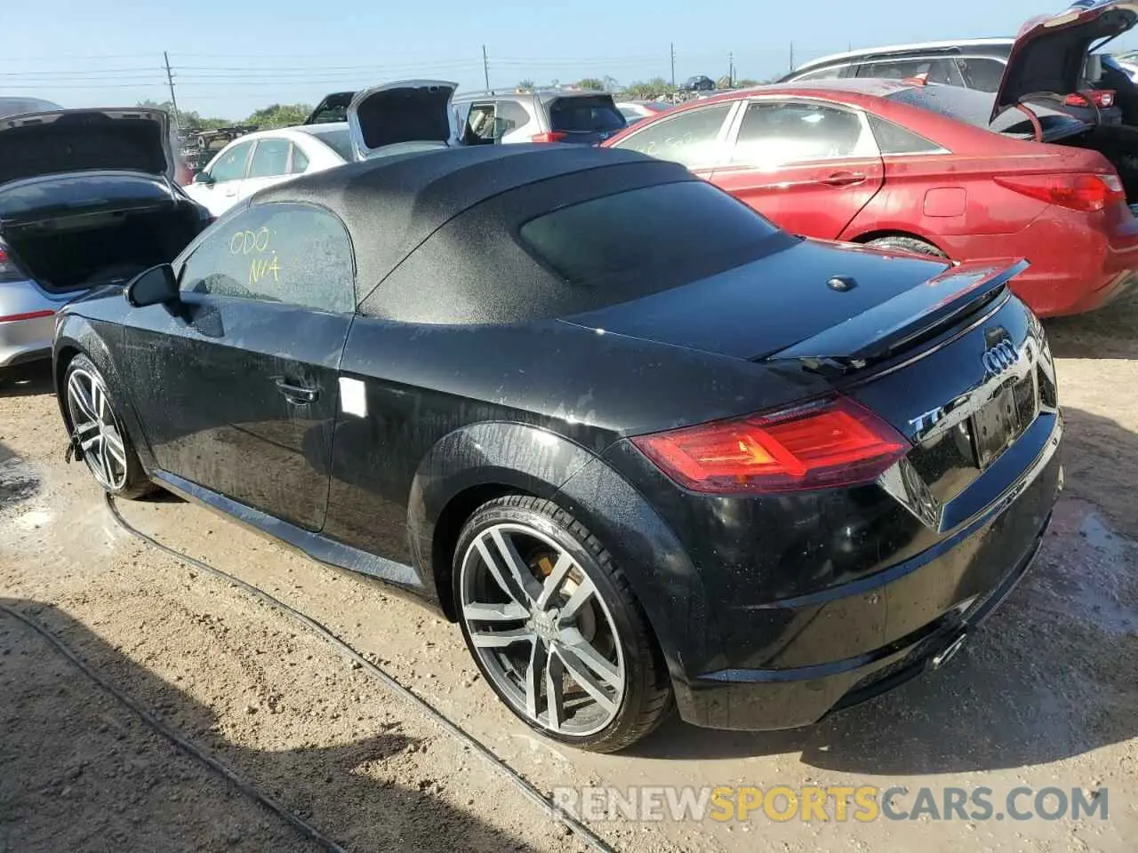 2 Photograph of a damaged car TRUTECFV7K1003418 AUDI TT 2019