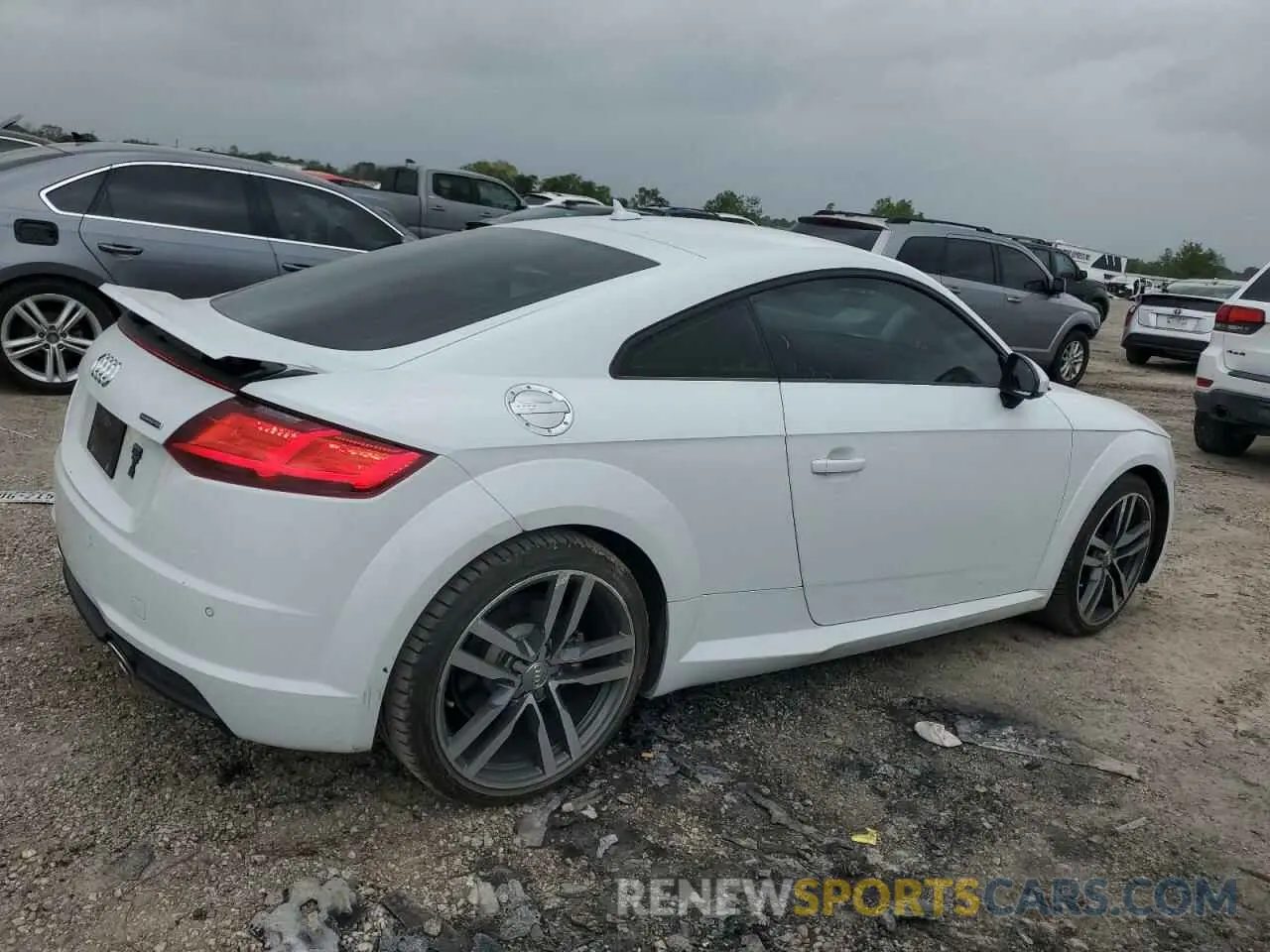 3 Photograph of a damaged car TRUAEAFV7L1001195 AUDI TT 2020