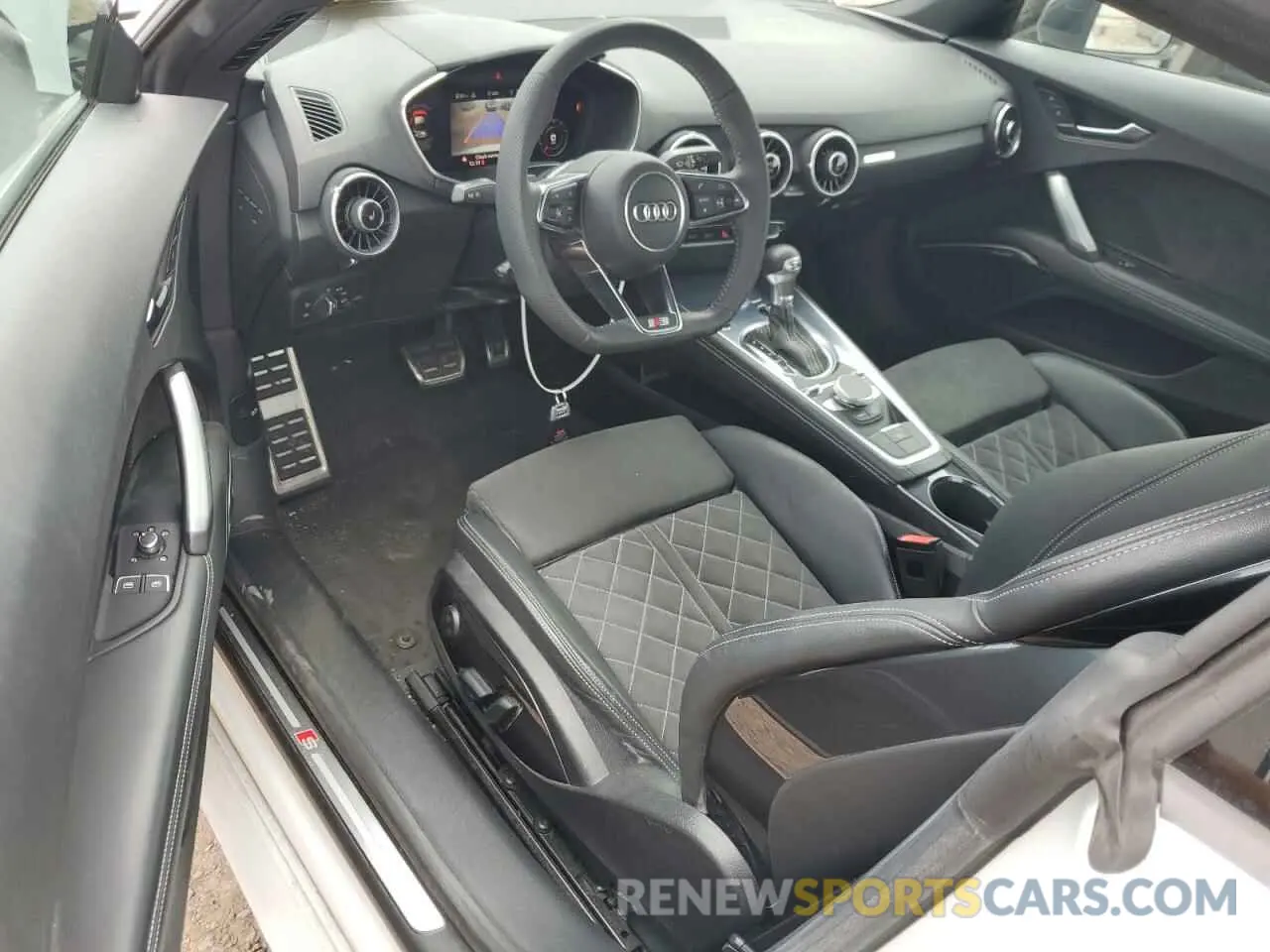 8 Photograph of a damaged car TRUAEAFV8M1001434 AUDI TT 2021
