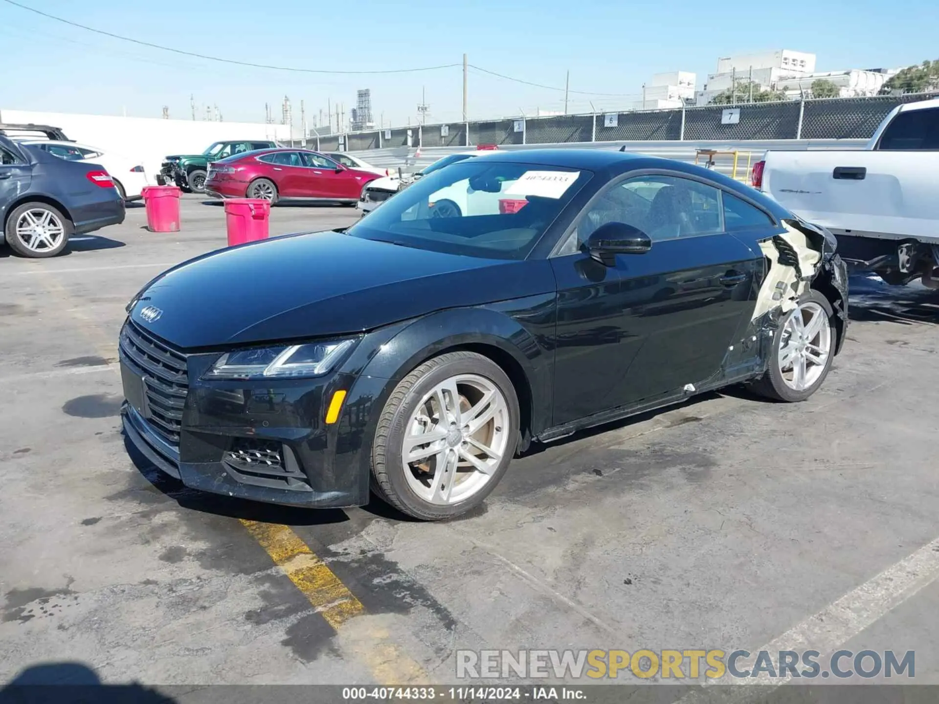 2 Photograph of a damaged car TRUAEAFV1N1002572 AUDI TT 2022