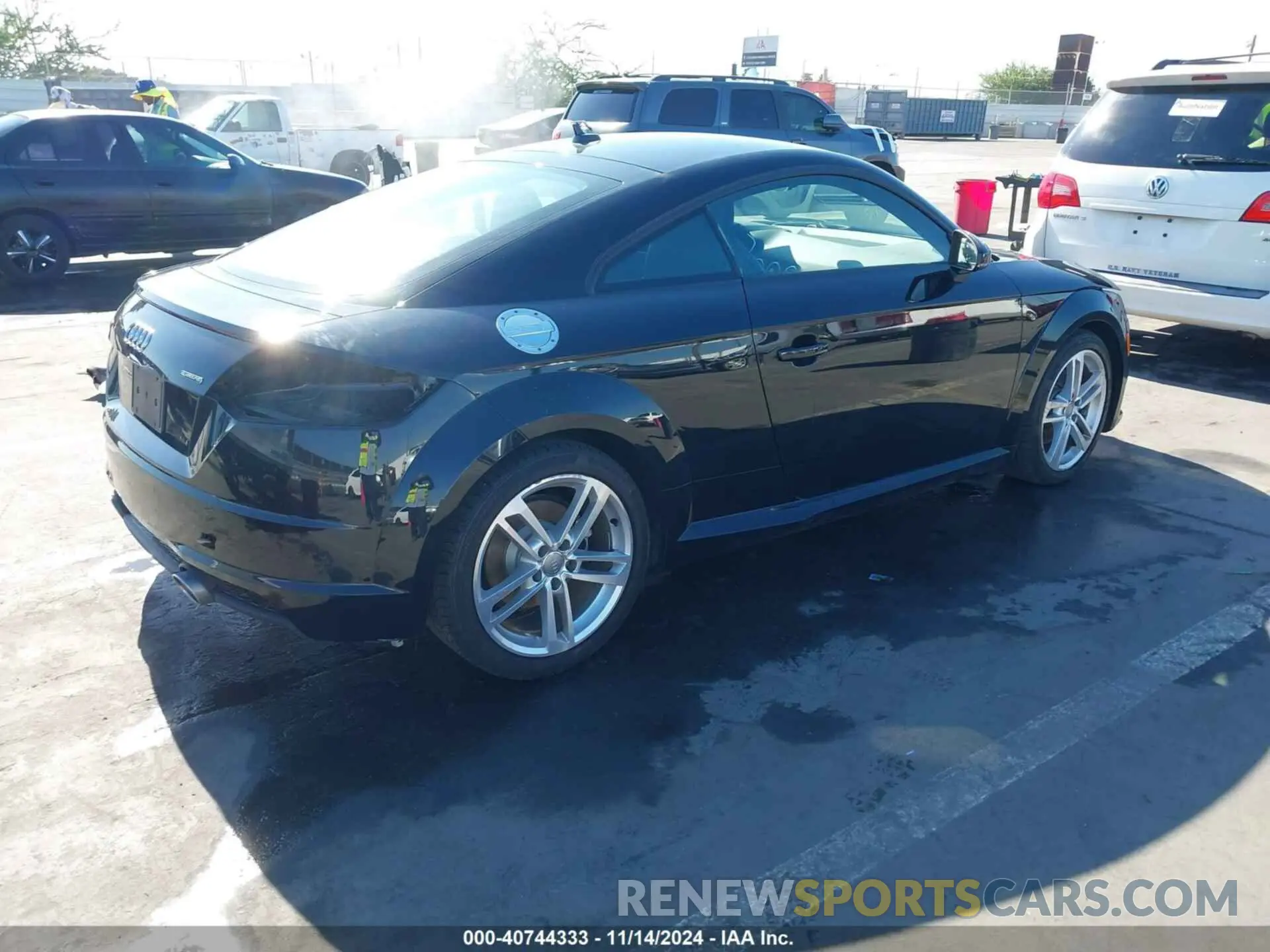 4 Photograph of a damaged car TRUAEAFV1N1002572 AUDI TT 2022