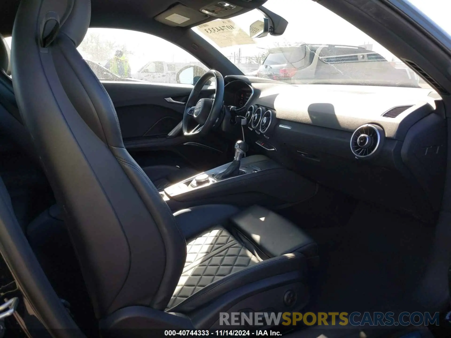 5 Photograph of a damaged car TRUAEAFV1N1002572 AUDI TT 2022