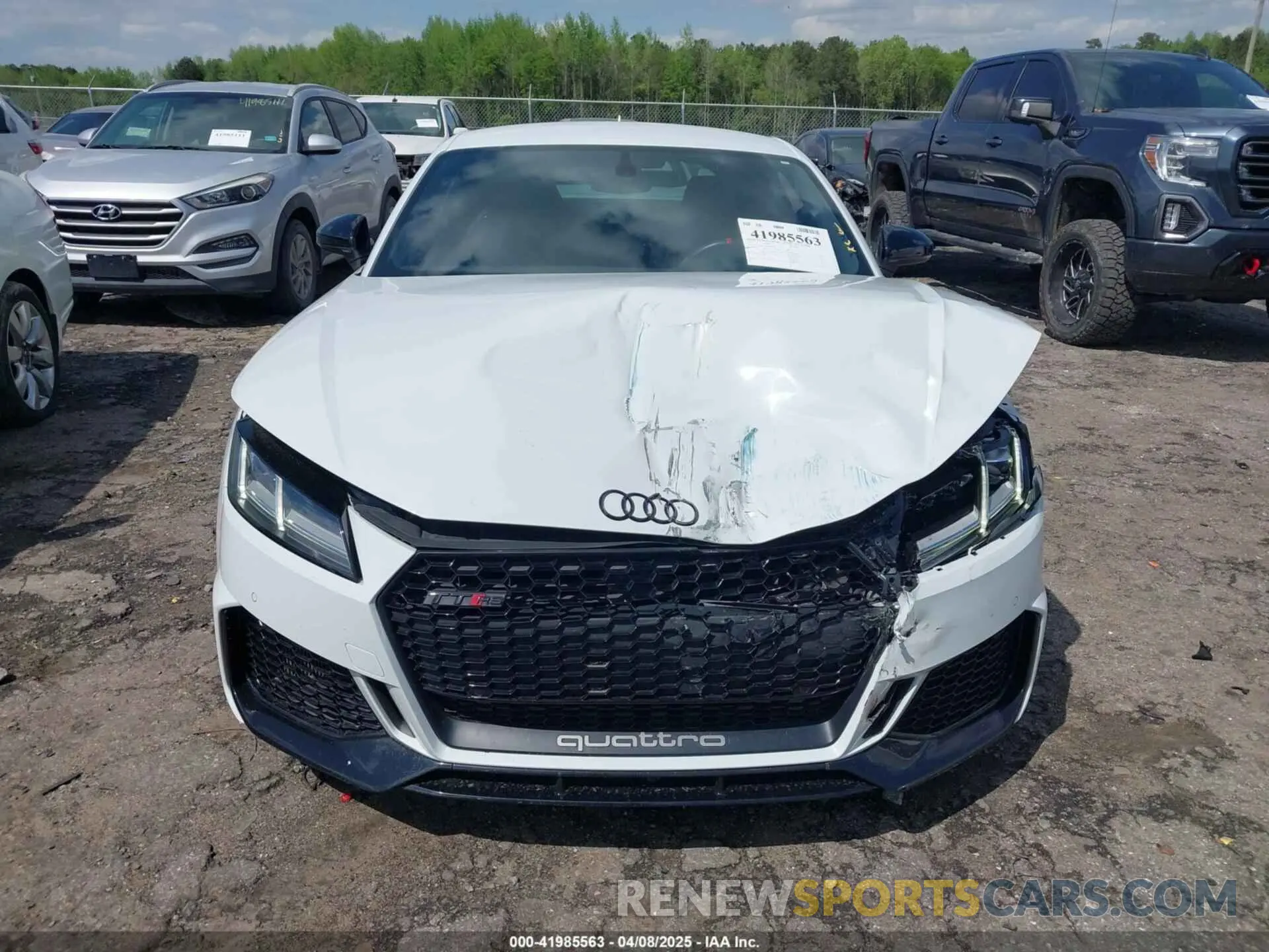 12 Photograph of a damaged car WUAASAFV5M1900306 AUDI TT RS 2021
