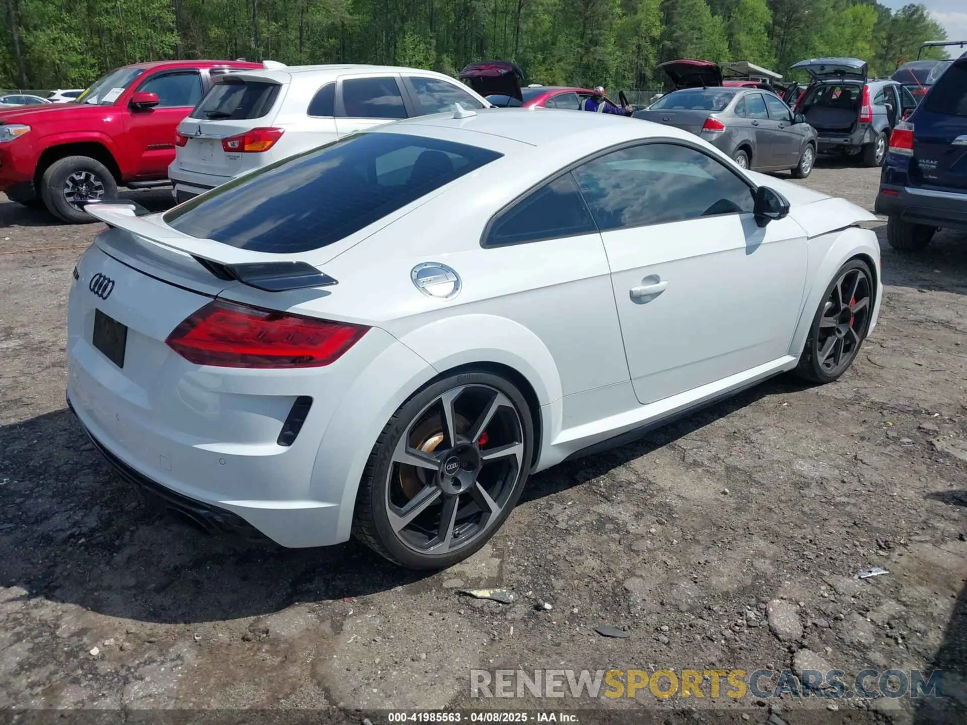 4 Photograph of a damaged car WUAASAFV5M1900306 AUDI TT RS 2021
