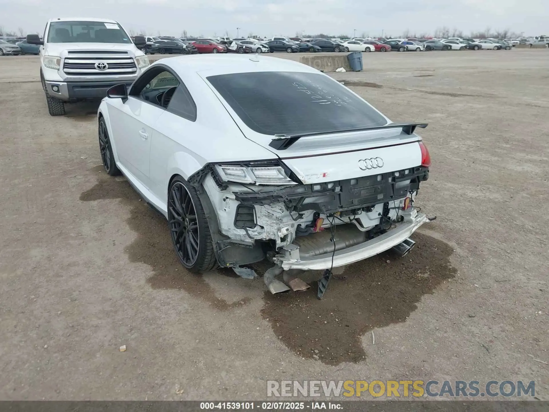 6 Photograph of a damaged car TRUA1AFV4L1006379 AUDI TTS 2020
