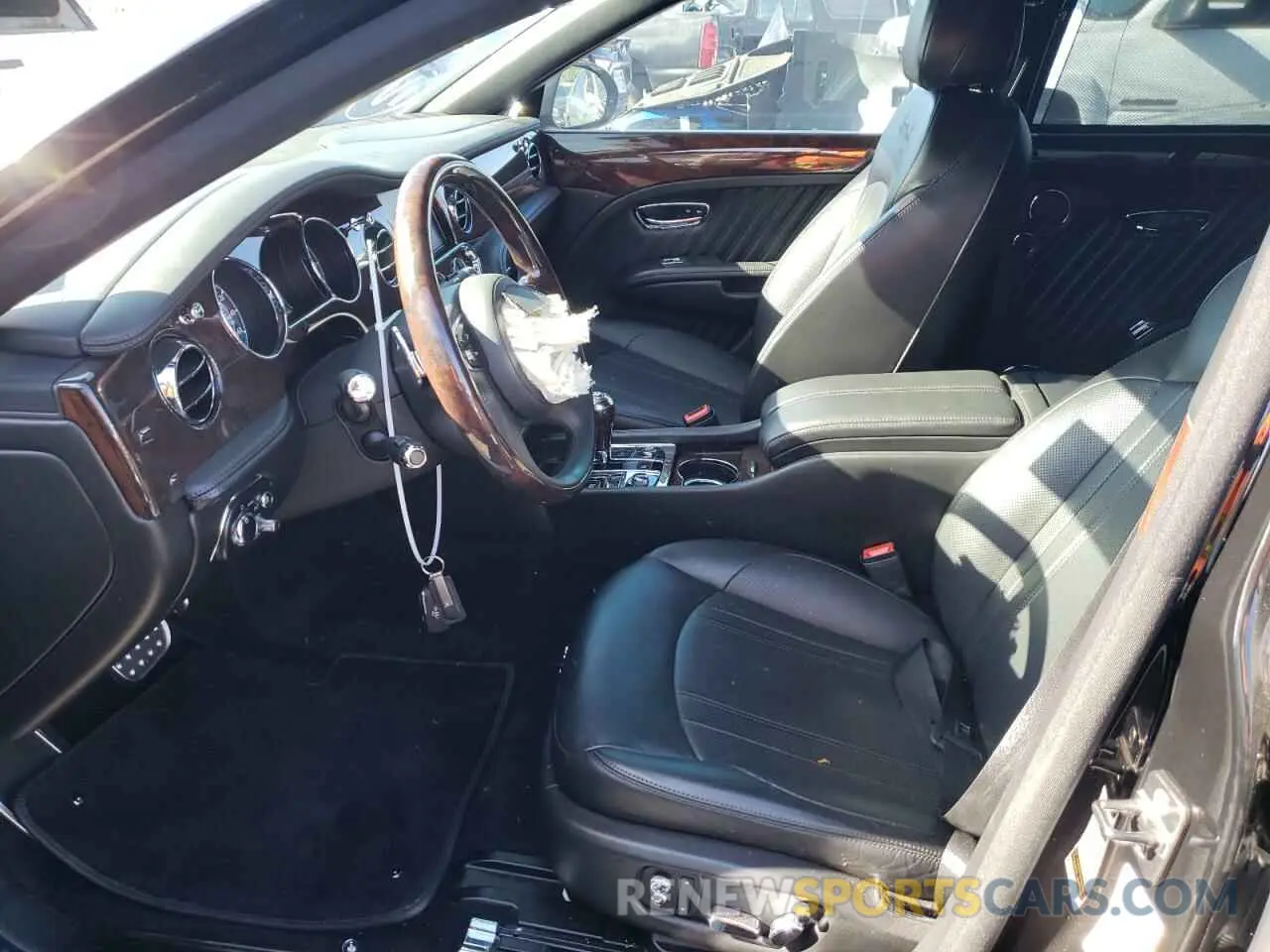 7 Photograph of a damaged car SCBBT7ZH9KC004361 BENTLEY ALL MODELS 2019