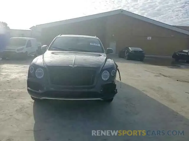 10 Photograph of a damaged car SJAAM2ZV3KC027084 BENTLEY ALL MODELS 2019