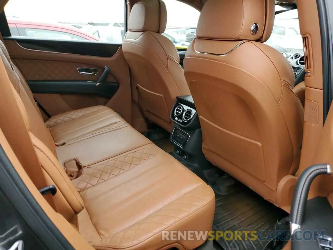 10 Photograph of a damaged car SJAAM2ZV3KC027120 BENTLEY ALL MODELS 2019