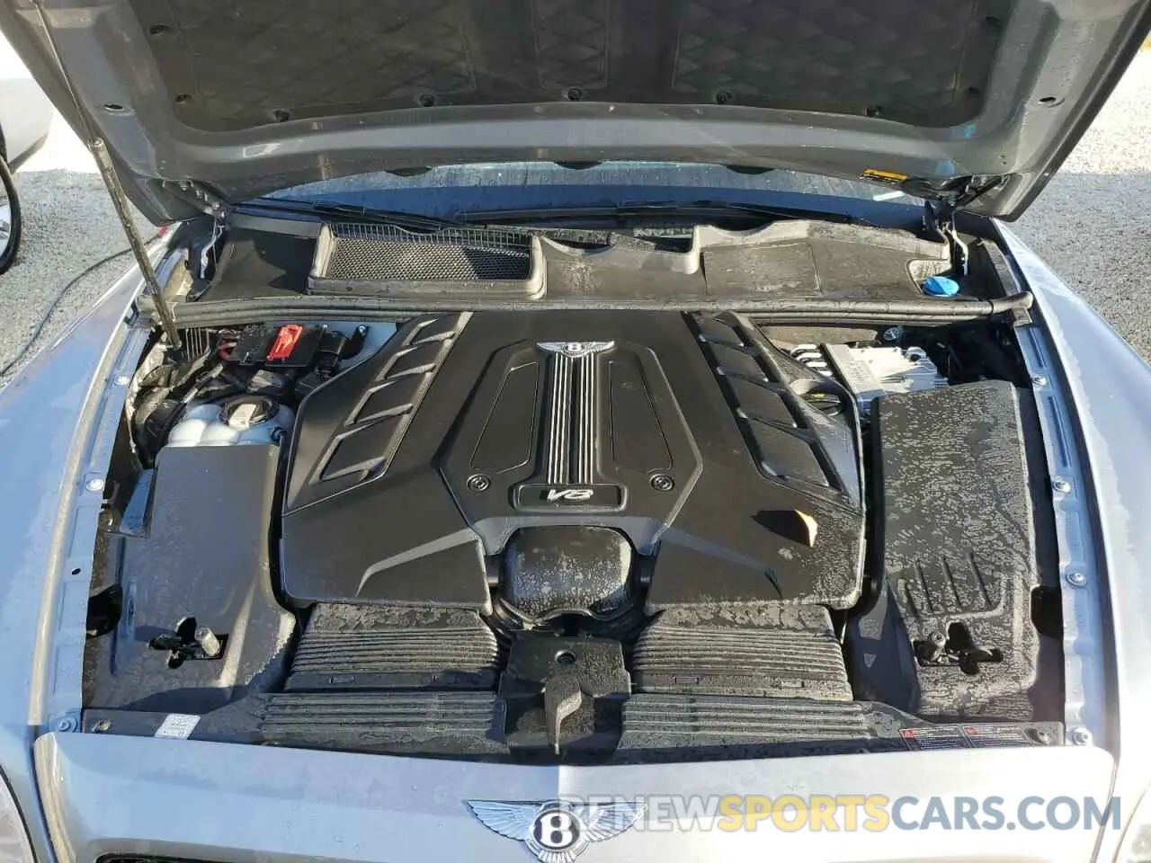 12 Photograph of a damaged car SJAAM2ZV4KC024727 BENTLEY ALL MODELS 2019