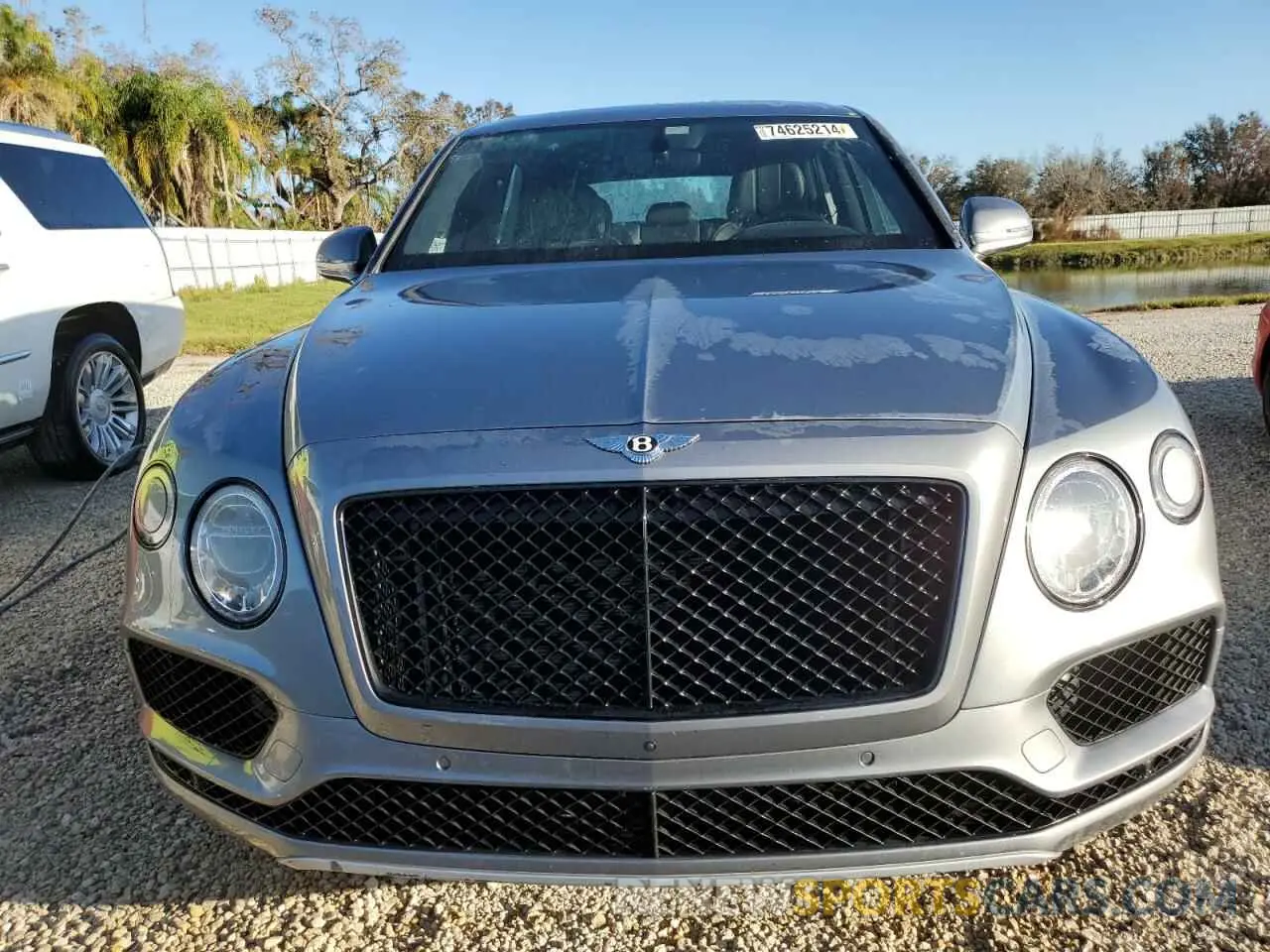 5 Photograph of a damaged car SJAAM2ZV4KC024727 BENTLEY ALL MODELS 2019