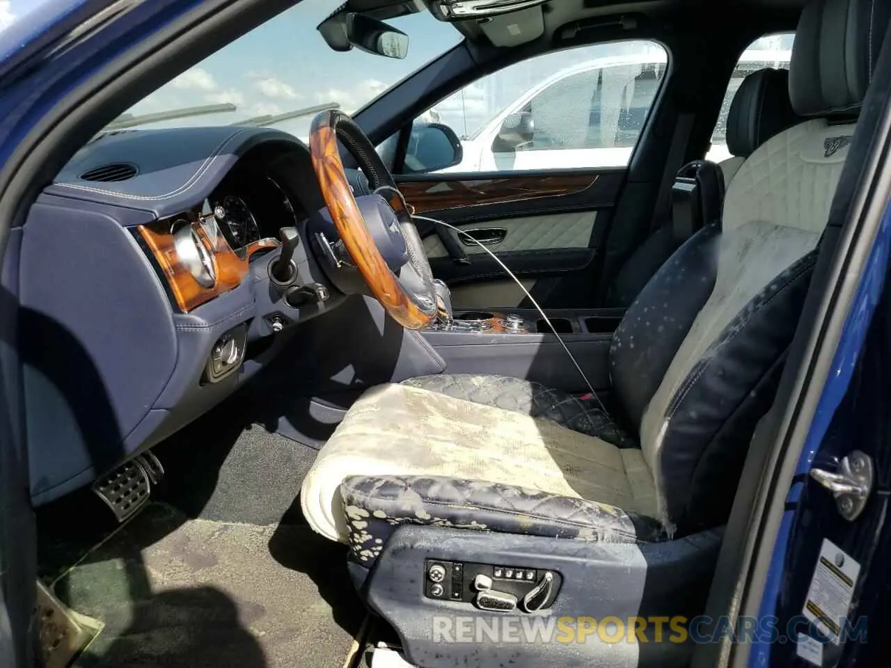 7 Photograph of a damaged car SJAAM2ZV5LC027993 BENTLEY ALL MODELS 2020