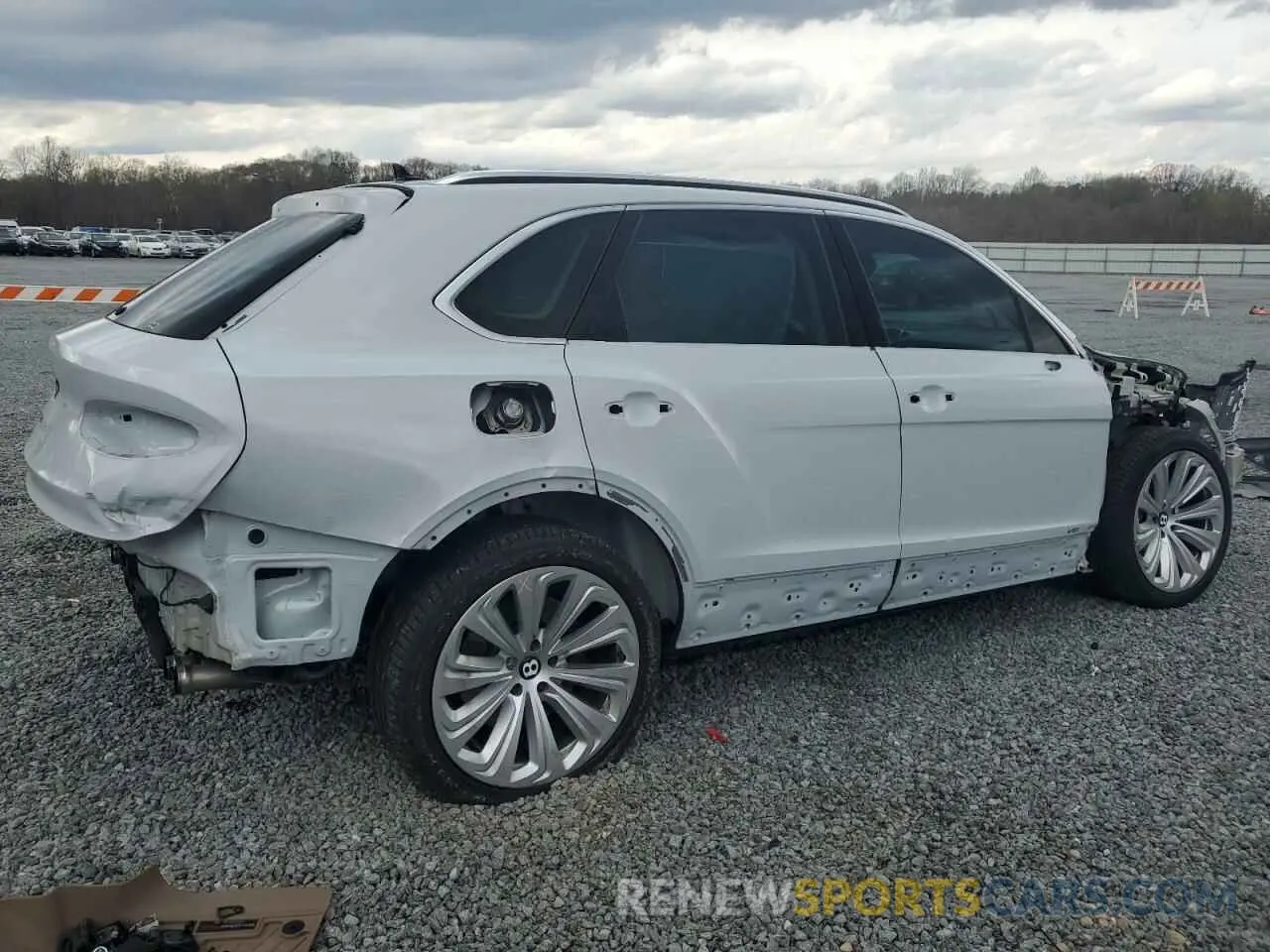 3 Photograph of a damaged car SJAAM2ZV3MC033860 BENTLEY ALL MODELS 2021