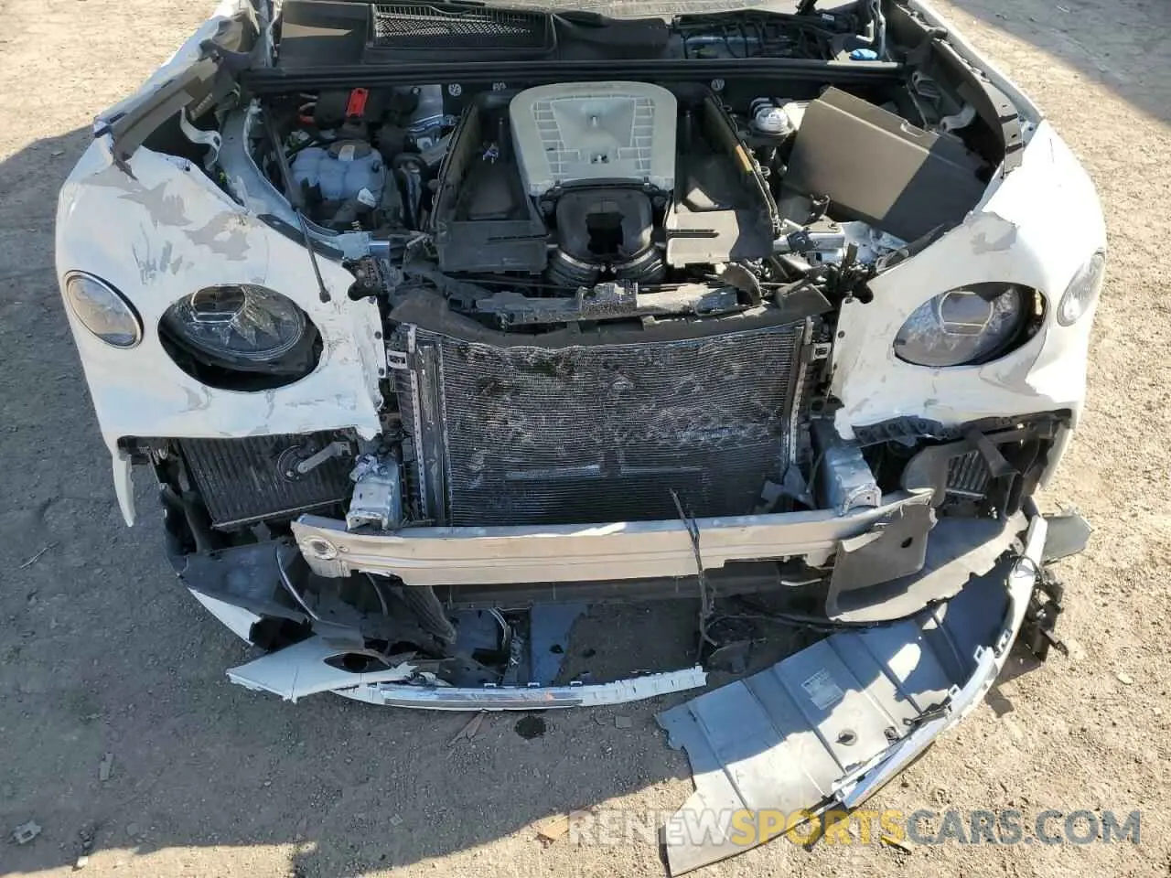 12 Photograph of a damaged car SJAAM2ZV2NC017389 BENTLEY ALL MODELS 2022