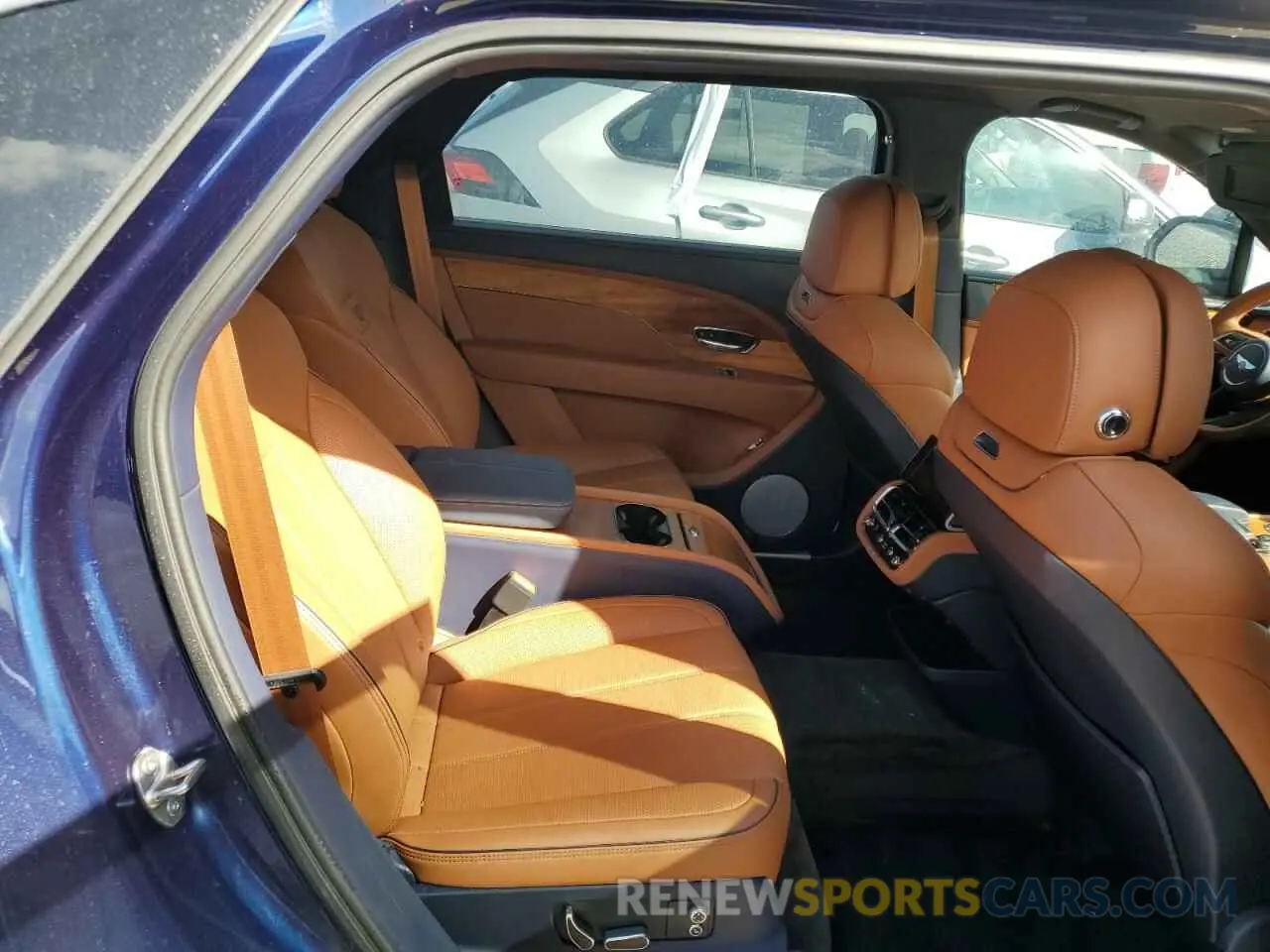 11 Photograph of a damaged car SJAHT2ZV7PC018249 BENTLEY ALL MODELS 2023