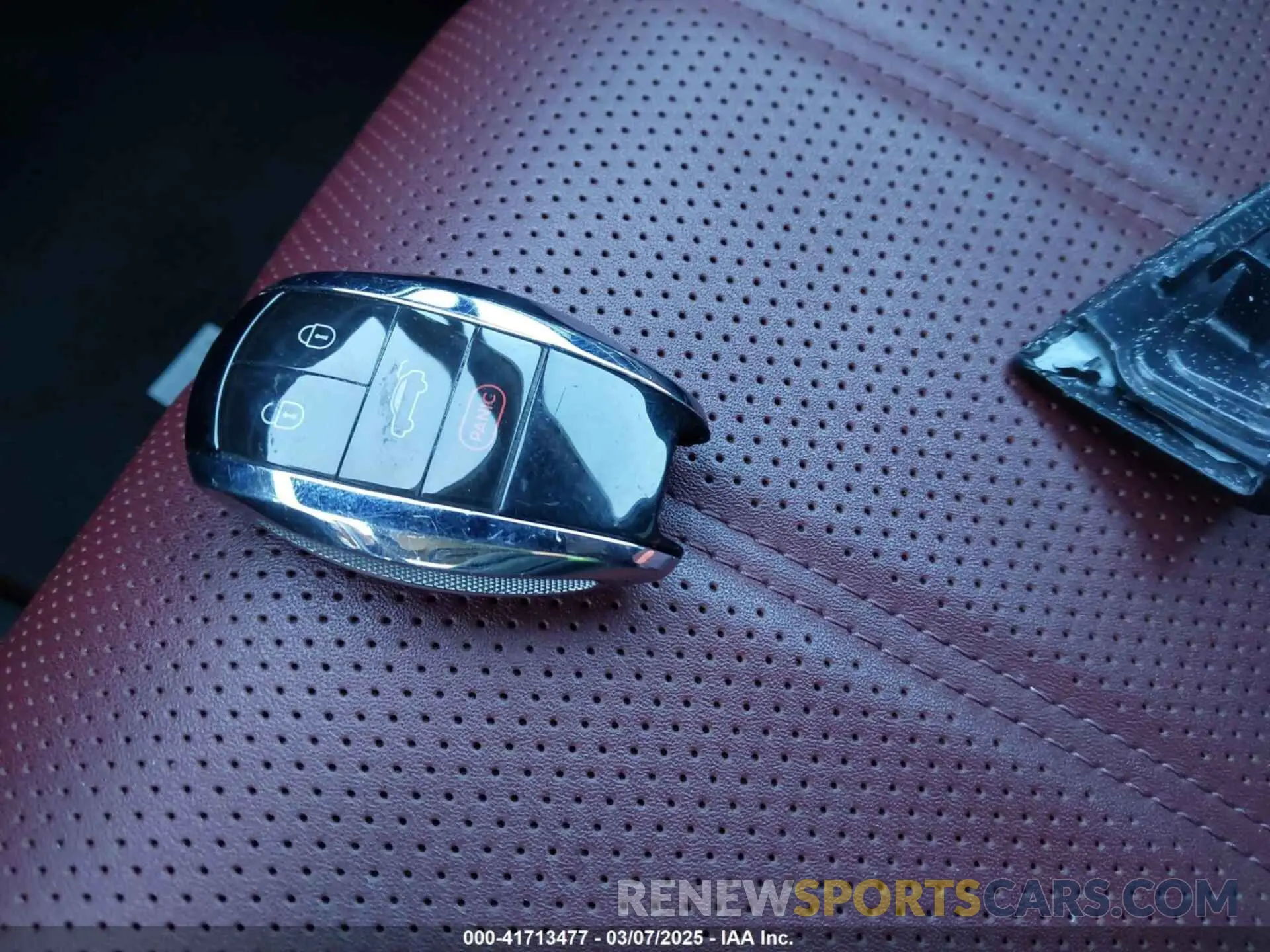11 Photograph of a damaged car SJAAM2ZV9KC024576 BENTLEY BENTAYGA 2019