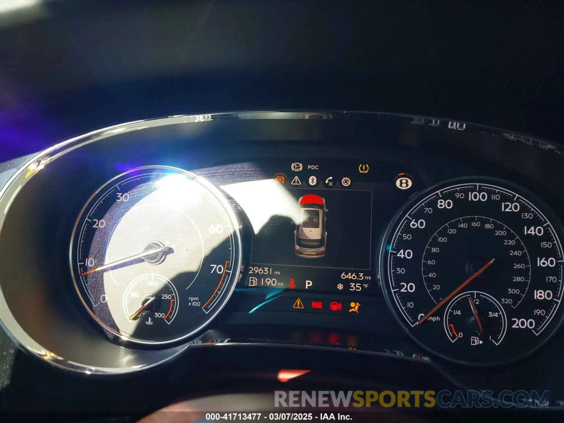 15 Photograph of a damaged car SJAAM2ZV9KC024576 BENTLEY BENTAYGA 2019