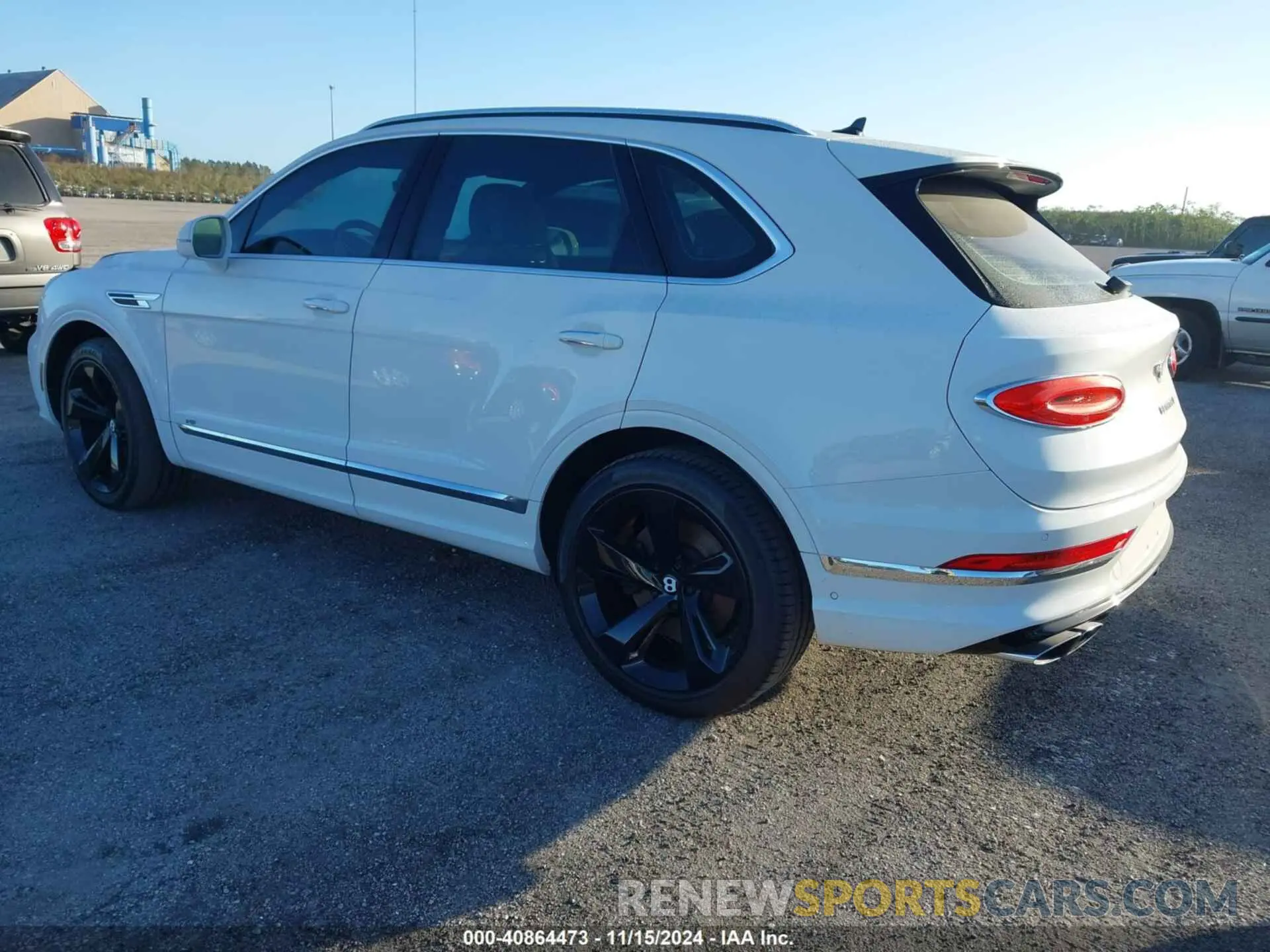 3 Photograph of a damaged car SJAAM2ZV4MC033687 BENTLEY BENTAYGA 2021