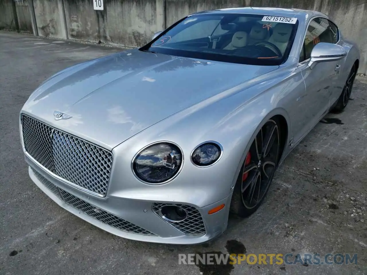 2 Photograph of a damaged car SCBCG2ZG8LC082814 BENTLEY CONTINENTA 2020