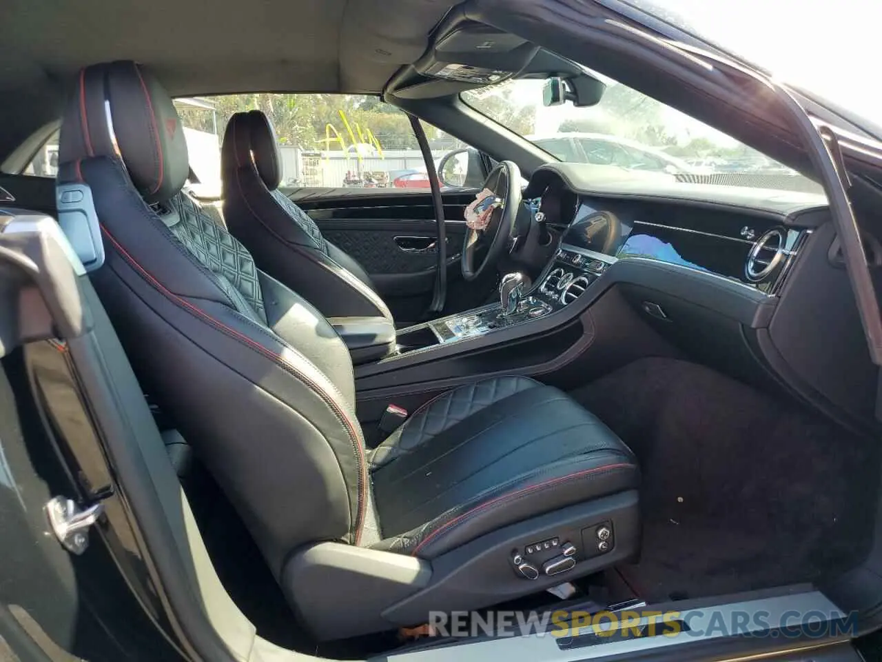 5 Photograph of a damaged car SCBDG4ZG3LC076757 BENTLEY CONTINENTA 2020